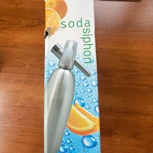 Soda Siphon Seltzer Water Maker Metal 1.0 L Black CO2 Bubble Generator Cocktails